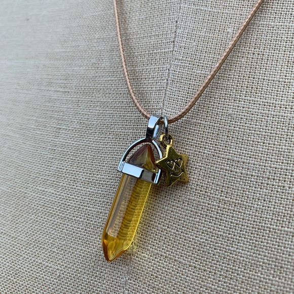 Handmade Resin Crystal Honey Star Amulet Necklace - Picture 4 of 9